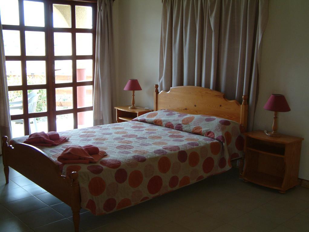 Pelekanos Apartments Pissoúri Chambre photo