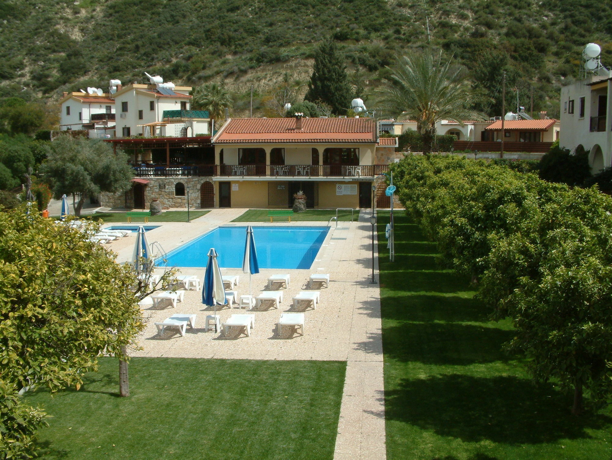 Pelekanos Apartments Pissoúri Extérieur photo